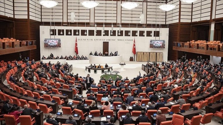 TBMM’de yoğun gündem: Aidat düzenlemesi ve teşvik paketi öne çıkıyor